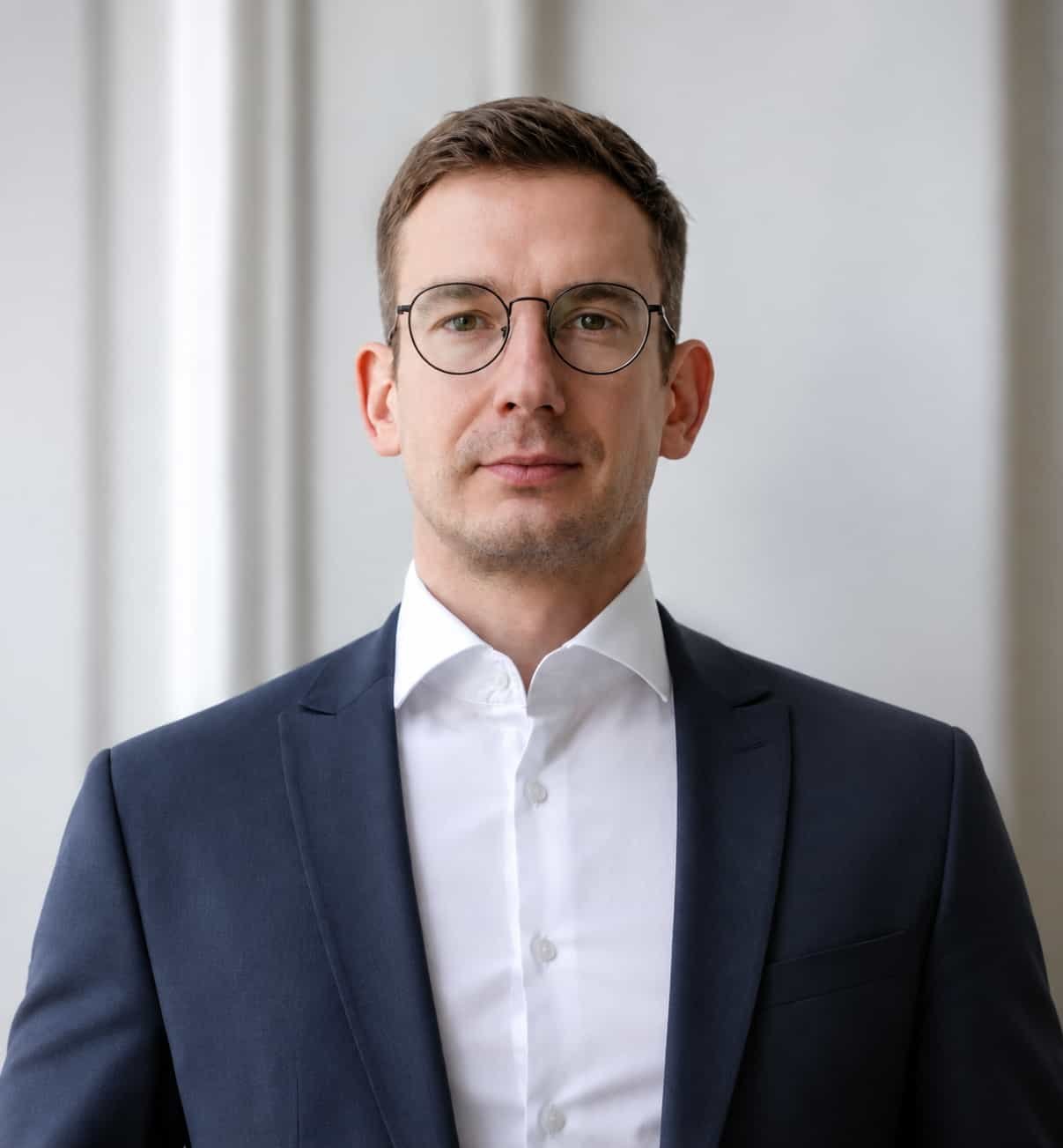Rechtsanwalt Mag. Tymur Martyniuk von TM Law in Wien - Renvou